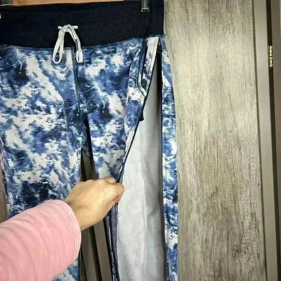 Lululemon Joggers Sz 8 No Sweat Pant Blue Tie Dye - Picture 4 of 10